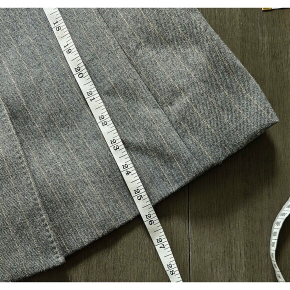 Pendleton Gray Pinstripe Virgin Wool Blazer Double Breasted Academia Size 12 - Picture 4 of 9